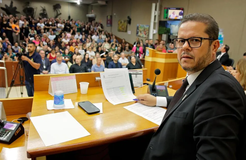 Presidente da Cãmara Paulo Debrito pede reforço no policiamento da Avenida Brasil no fim de ano