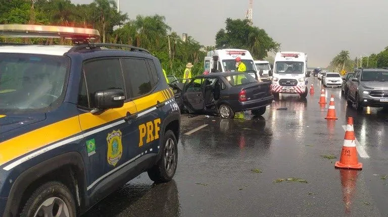 Carnaval registra 14 mortes em acidentes no Paraná 