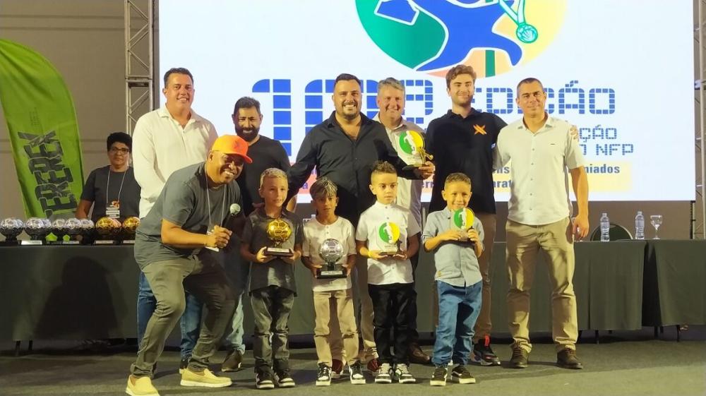 Novo Futsal Paraná realiza a 10ª edição da Festa de Premiação