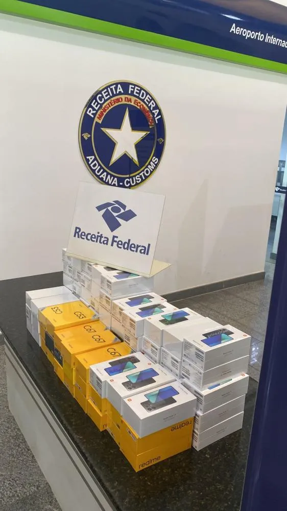 Receita Federal apreende 100 mil reais em mercadorias no Aeroporto de Foz do Iguaçu