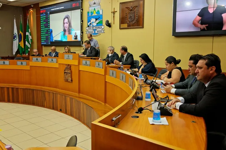 Legislativo aprova reposição da inflação aos servidores municipais