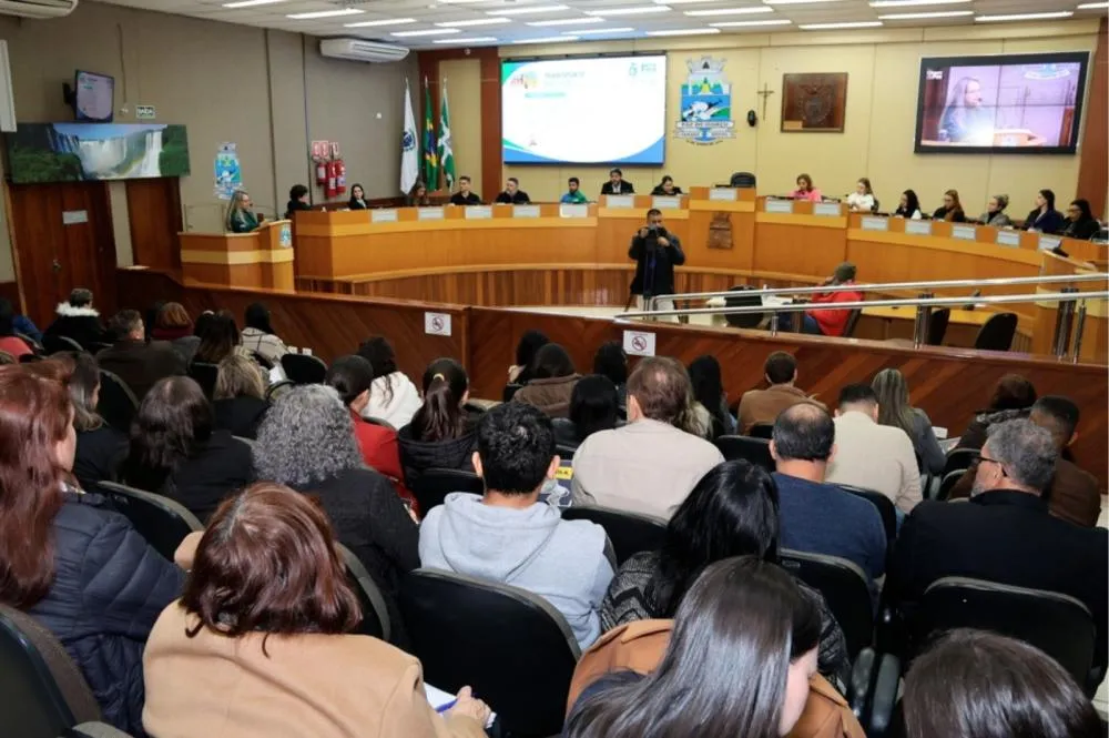 Audiência Pública implementa novo modelo de prestação de contas da Educação