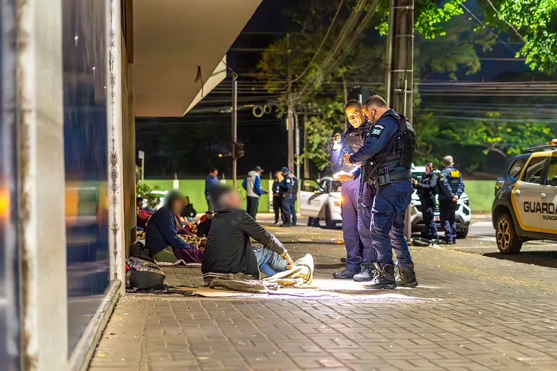 Aumento de pessoas em situação de rua no Brasil acende alerta