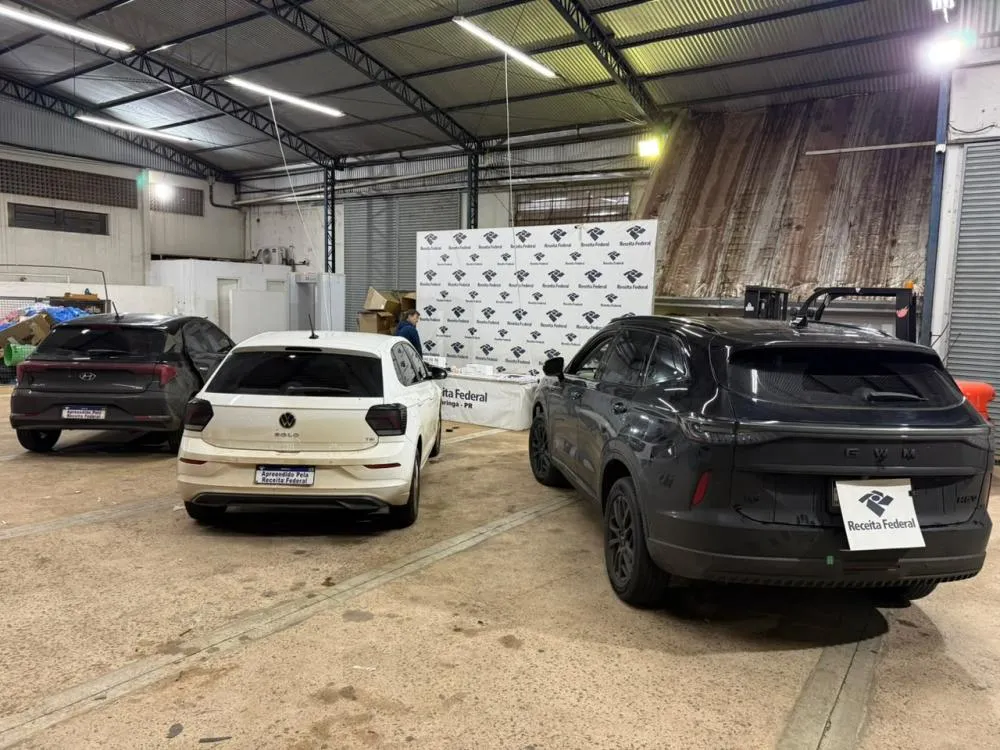 Receita Federal e Polícia Federal apreendem 132 iPhones e 600 ampolas de Tirzepatida em operação conjunta