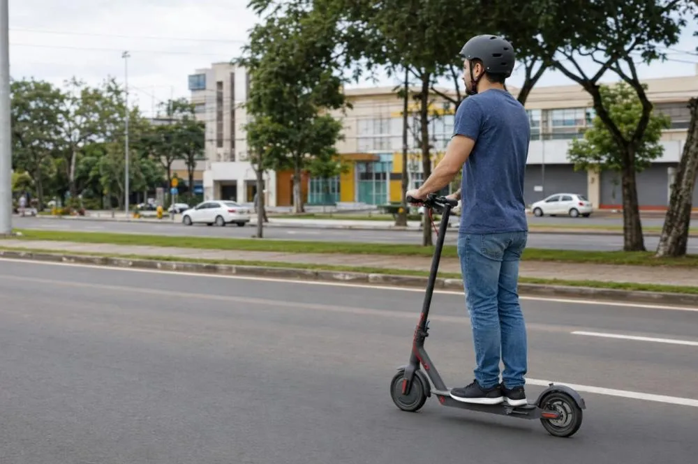 Câmara pede regras para patinetes e motonetas elétricas