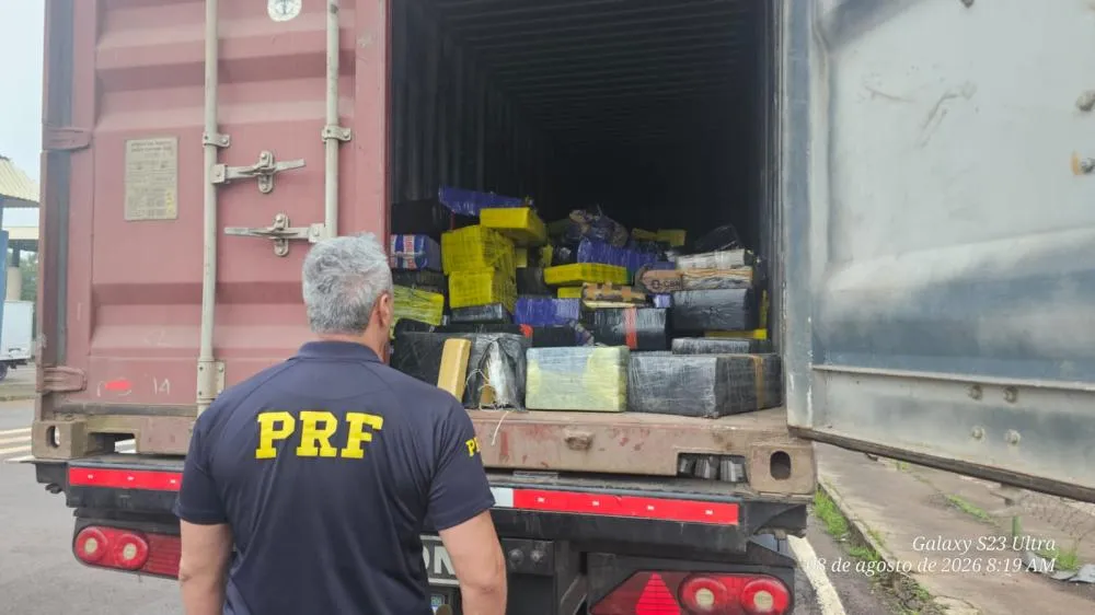 PRF apreende mais de 10 toneladas de maconha nas estradas do Paraná no fim de semana