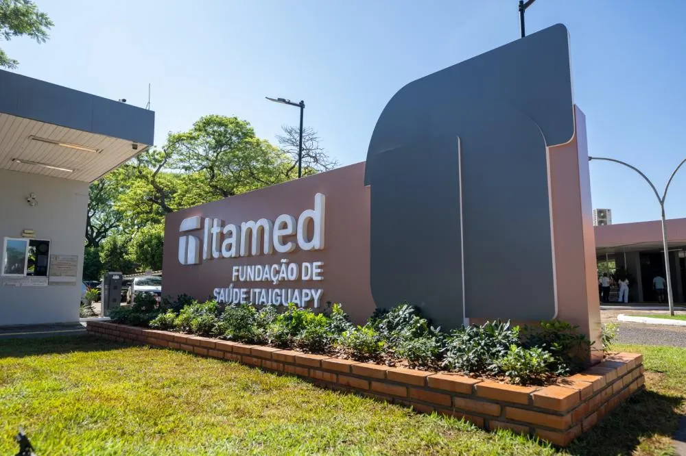 Hospital Itamed alerta para capacidade crítica do Pronto-Socorro e cobra transferência urgente de pacientes para UTI