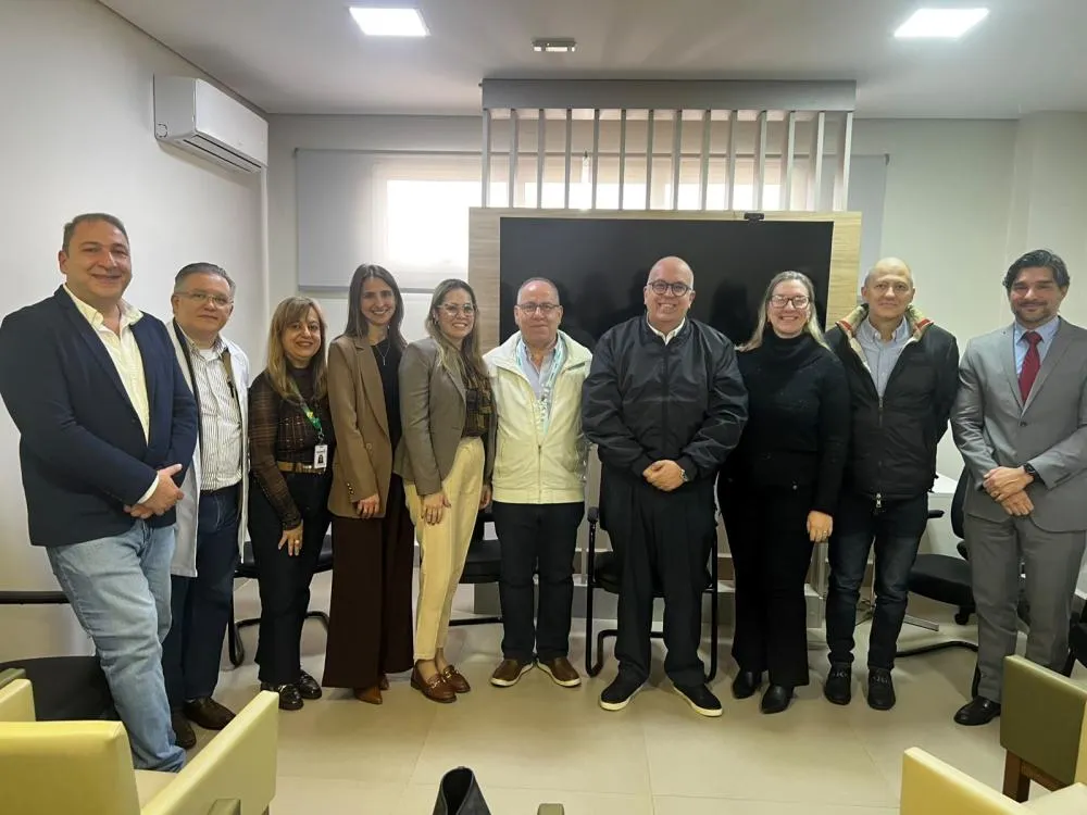 Crise nos hospitais de Foz leva a reunião com Estado e abre caminho para credenciamento do Hospital Unimed