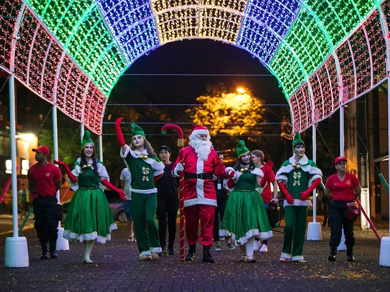 Câmara aprova remanejamento de R$ 590 mil para reforçar o Natal de Foz do Iguaçu