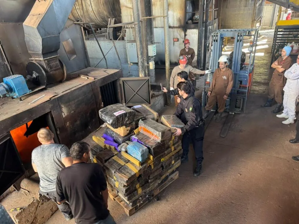 PF realiza mega operação para incinerar 10 toneladas de drogas