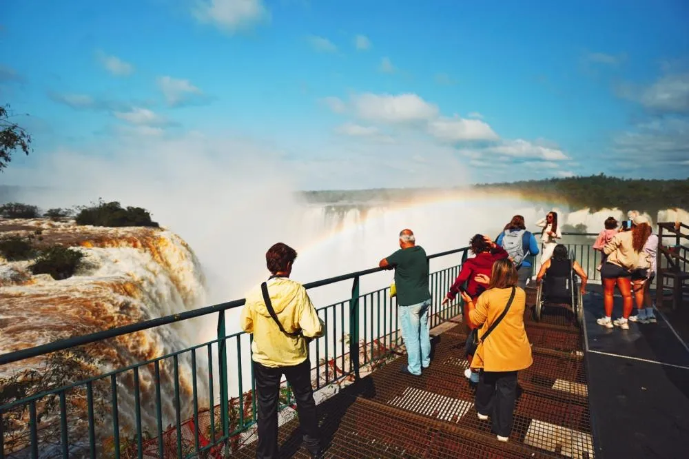 Parque Nacional do Iguaçu registra 186,9 mil visitantes e alcança o maior mês de setembro da história