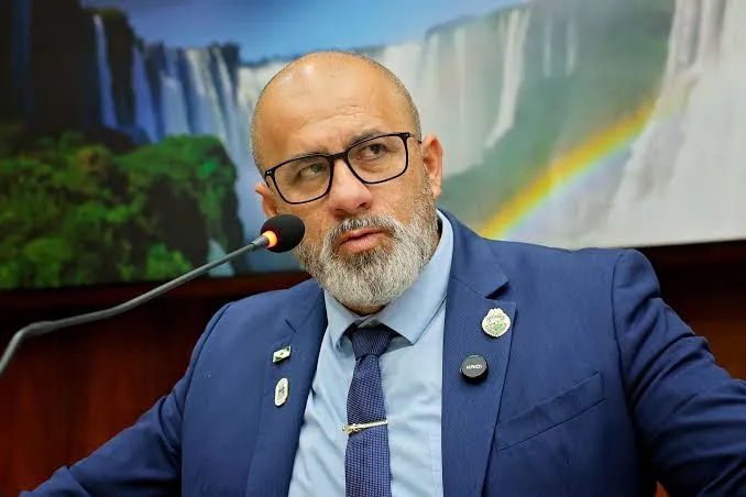 Depois de Justiça decidir tirar cadeira de vereador, Fruet ganha diretoria na prefeitura