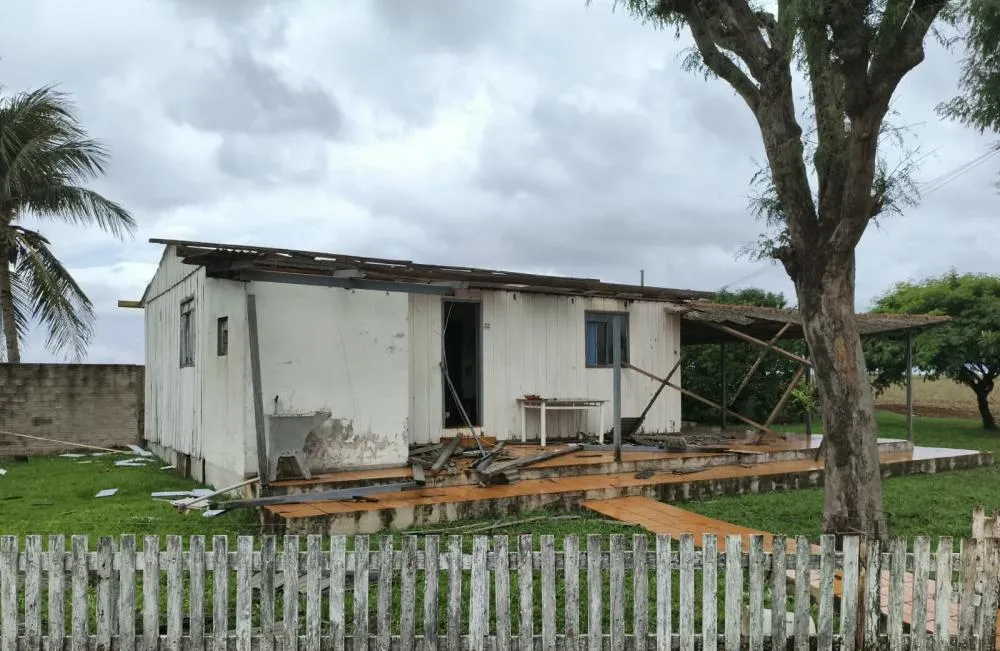 Foz do Iguaçu decreta situação de emergência após temporal com granizo na Vila Bananal