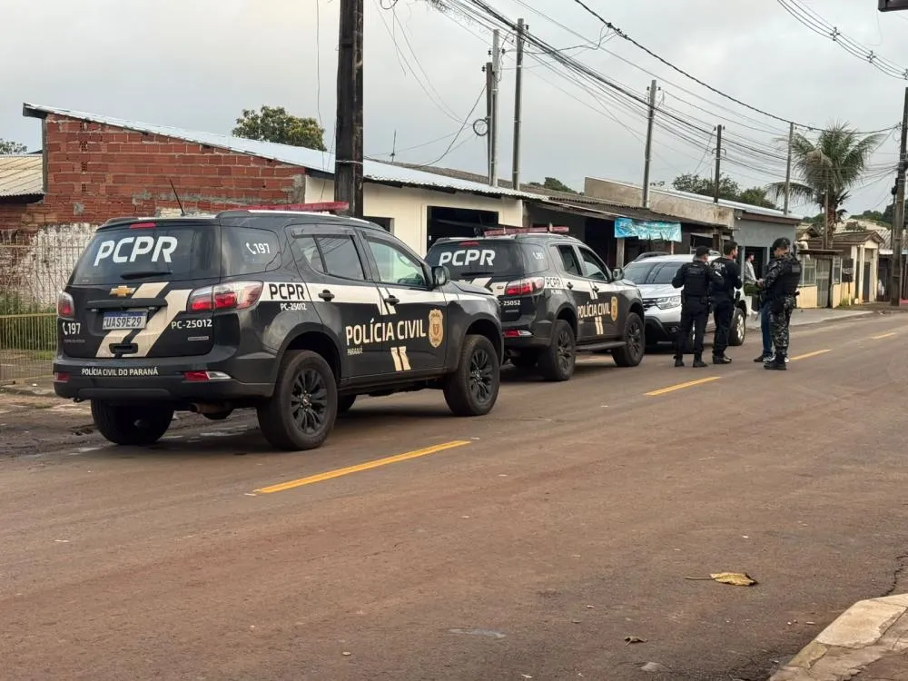 Operação “Fim de Pista - Xeque-Mate” e cumpre ordens judiciais contra grupo especializado no furto de caminhonetes em Foz