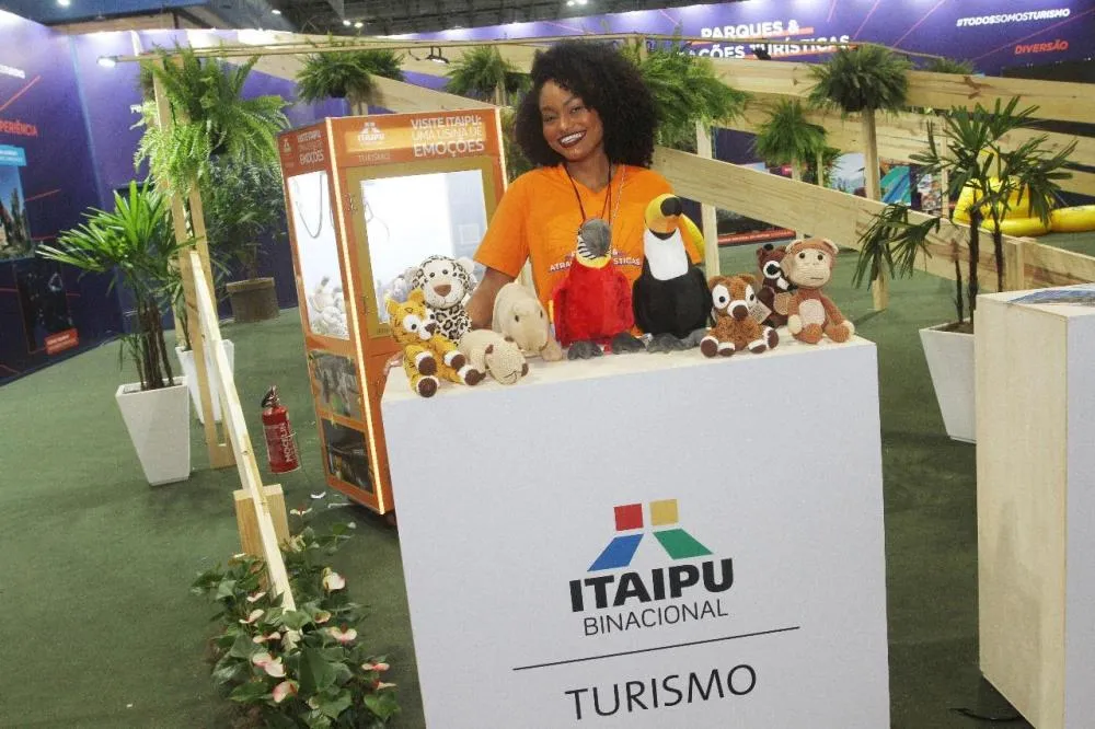Itaipu Parquetec comparece ao Salão de Turismo e destaca ações de sustentabilidade e inovação social 
