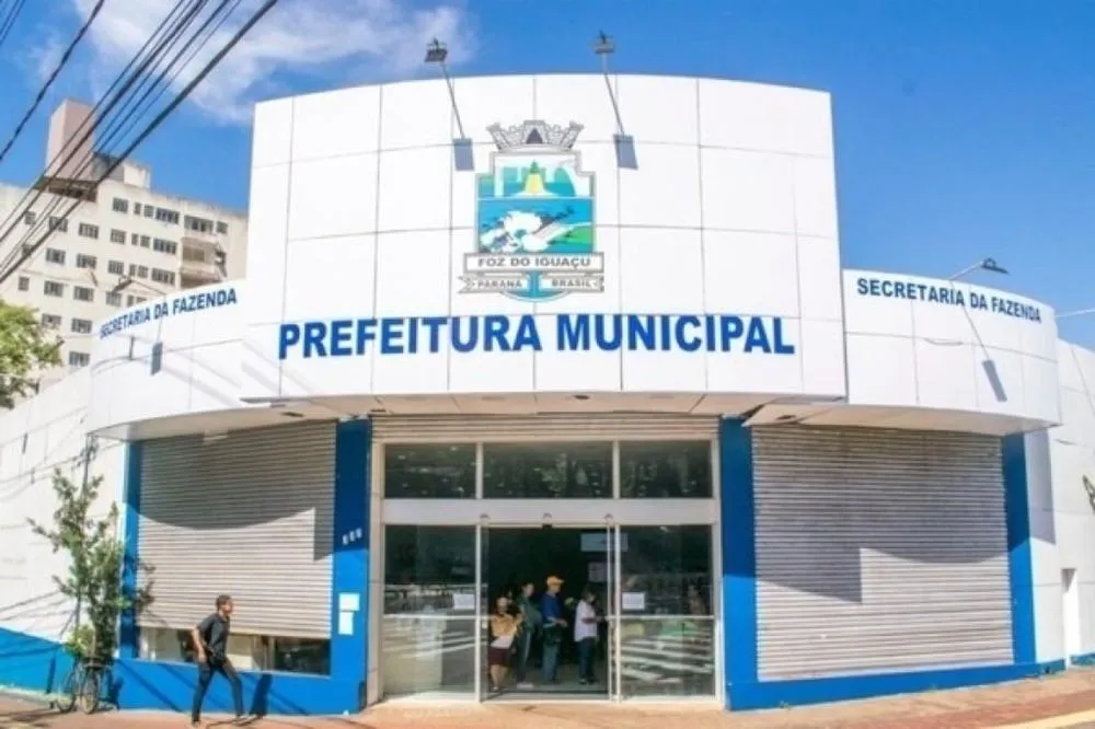 PREFEITURA PAGA QUASE MEIO MILHÃO DE REAIS DE “COMISSÃO” PARA ALGUNS SERVIDORES