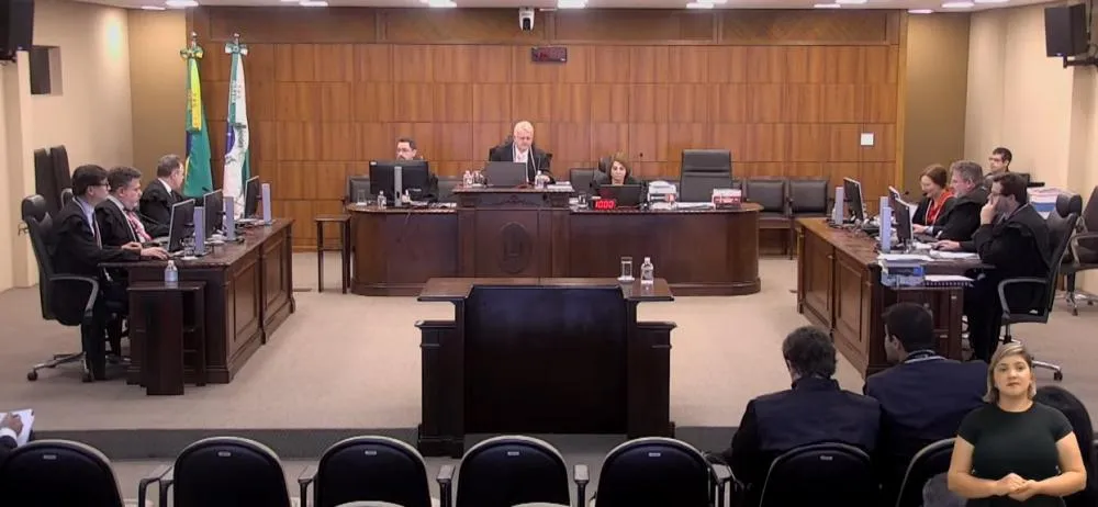 Em decisão unânime, colegiado do TRE confirma candidatura de Mac Donald