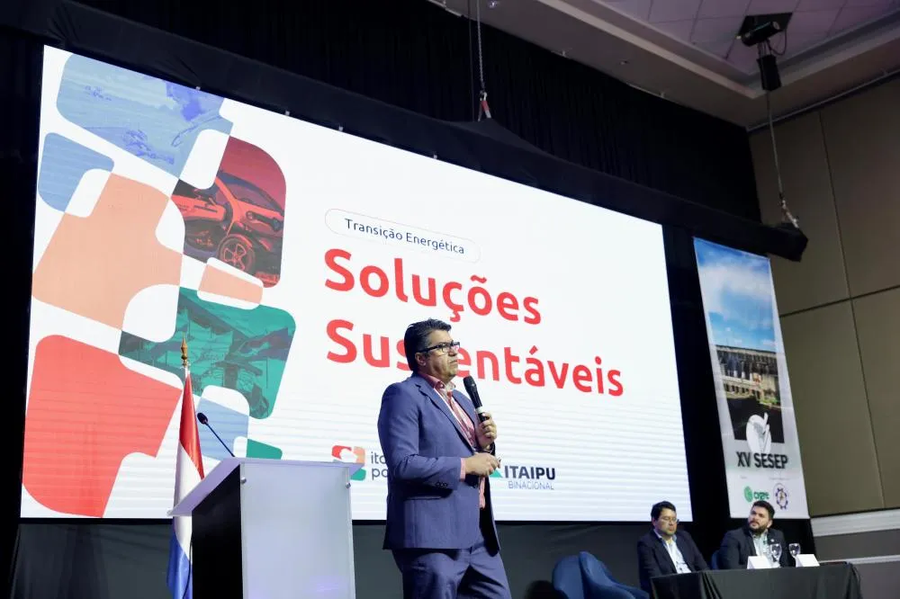 Itaipu Parquetec apresenta soluções para a transição energética no Seminário do Setor Elétrico Paraguaio 