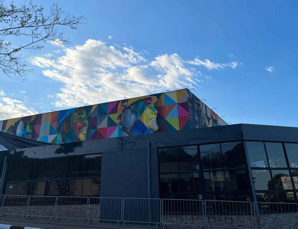 Foz mais colorida: Mural do Kobra, no Mercado Público Barrageiro é revelado