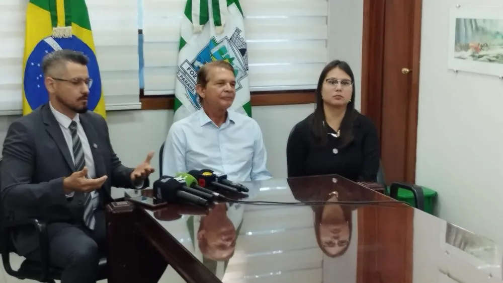 Prefeito Silva e Luna garante que extensão do contrato é necessária mas empresa deve cumprir exigências