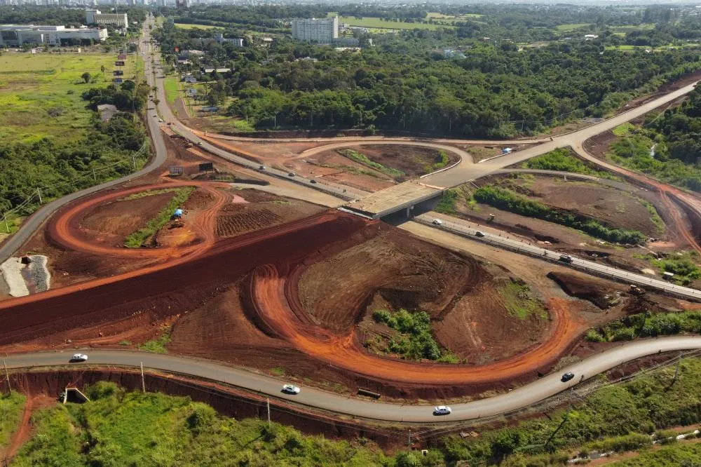  Obras da Perimetral Leste de Foz do Iguaçu chegam a 65% de execução